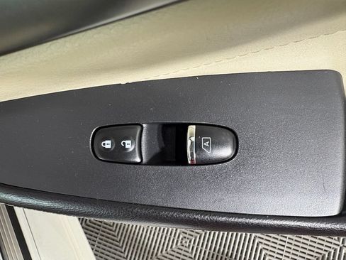 Used 2020 Nissan Maxima 3.5 SL w/ Floor Mat Group FWD image 35