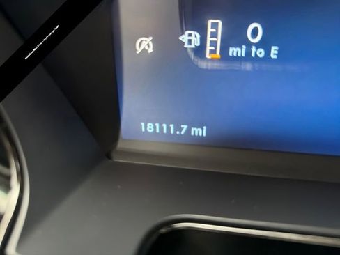 Used 2023 Lincoln Corsair Reserve image 21