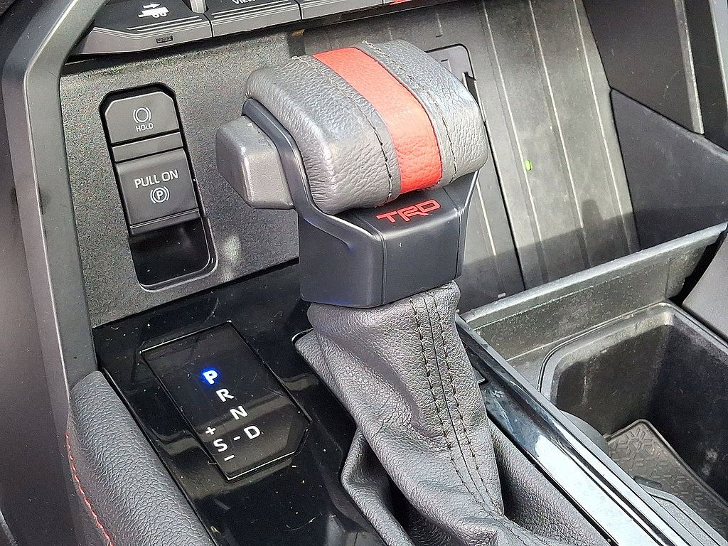 Used 2024 Toyota Sequoia TRD Pro AWD/4WD image 18
