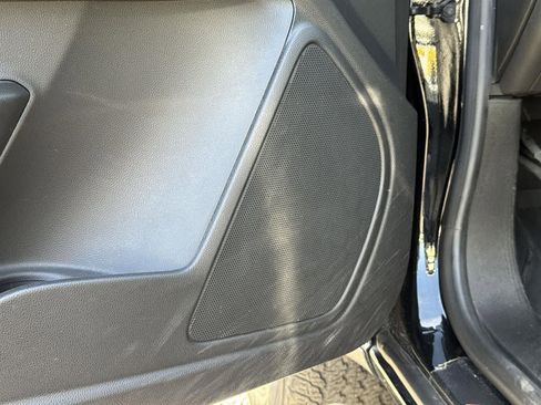 Used 2022 Chevrolet Colorado Z71 image 36