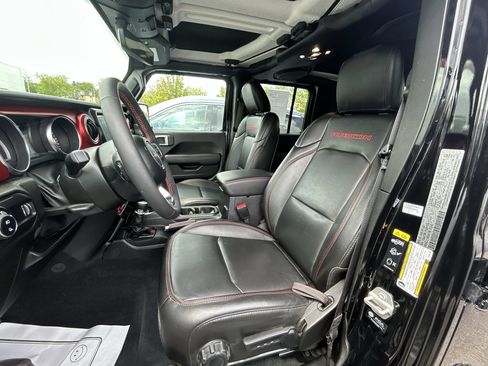Used 2023 Jeep Gladiator Rubicon w/ LED Lighting Group AWD/4WD image 21