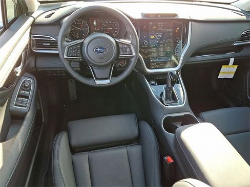 New 2025 Subaru Outback Limited image 2