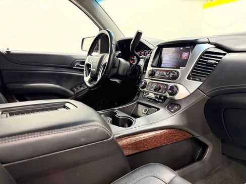 Used 2016 GMC Yukon SLT AWD/4WD image 39