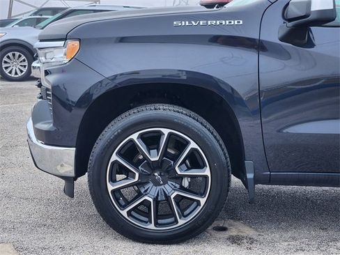 Used 2022 Chevrolet Silverado 1500 LT image 8