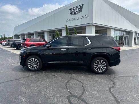 Used 2023 Chevrolet Traverse Premier AWD/4WD image 8