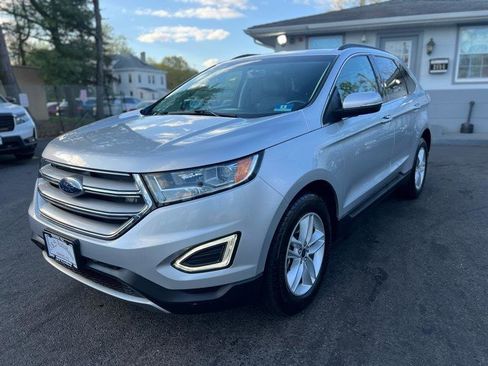 Used 2016 Ford Edge SEL w/ Equipment Group 201A AWD/4WD image 3