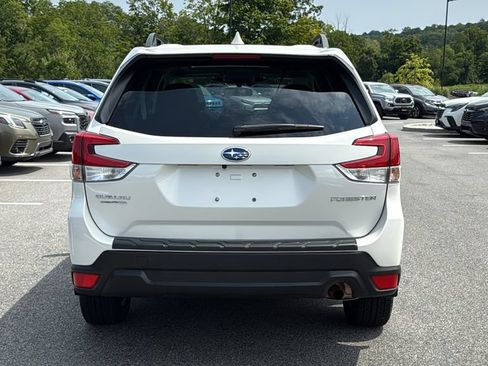 Certified 2023 Subaru Forester Premium AWD/4WD image 5