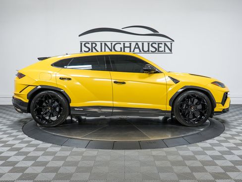 Used 2023 Lamborghini Urus Performante image 4