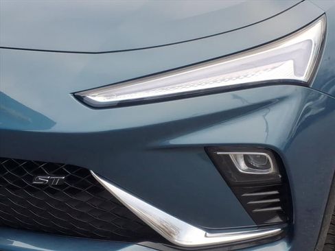 Used 2024 Buick Envista Sport Touring w/ Convenience I Package image 7