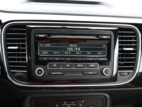 Used 2013 Volkswagen Beetle 2.5 50's Edition image 18