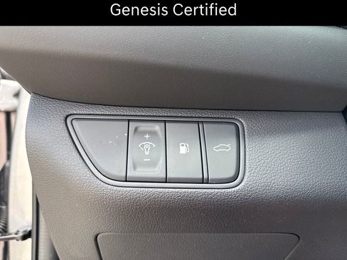 Certified 2026 Genesis G70 2.5T Prestige RWD image 24