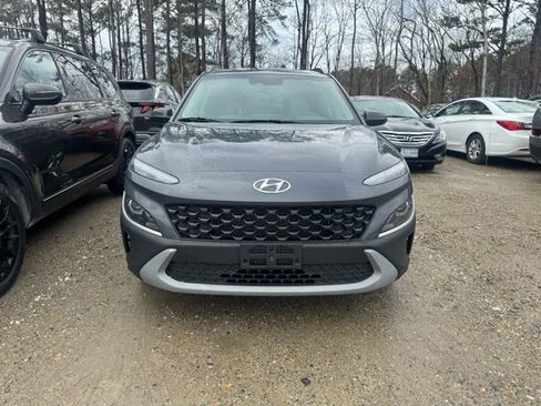 Used 2023 Hyundai Kona SEL image 1