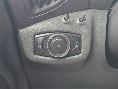 Used 2014 Ford Transit Connect XL image 26