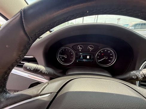 Used 2018 Buick Enclave Essence w/ Trailering Package FWD image 17