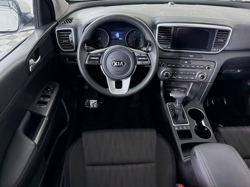 Used 2020 Kia Sportage LX AWD/4WD image 3