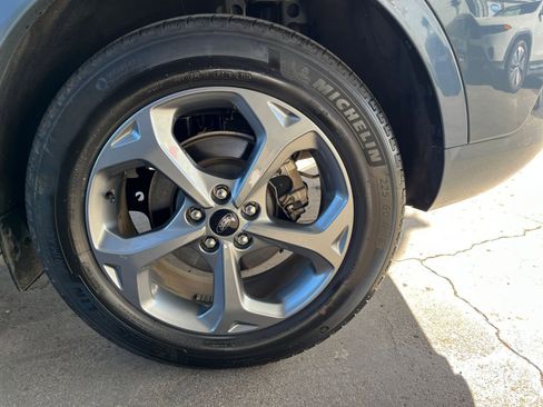 Used 2023 Ford Escape ST-Line image 30