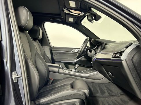 Used 2021 BMW X5 xDrive45e w/ M Sport Package image 10