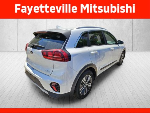Used 2020 Kia Niro LXS FWD image 10