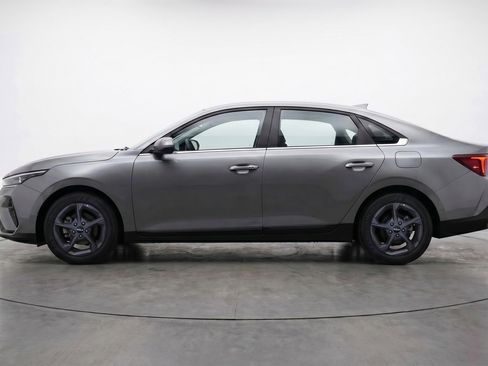 Used 2025 Kia K4 LXS FWD image 5