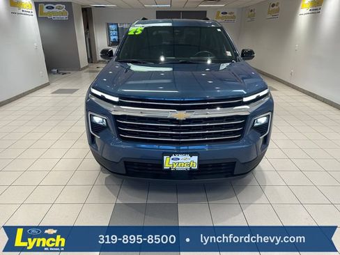 Used 2025 Chevrolet Traverse LT AWD/4WD image 25