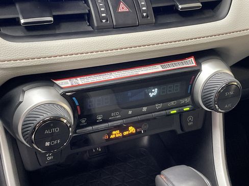 Certified 2025 Toyota RAV4 XLE Premium FWD image 24
