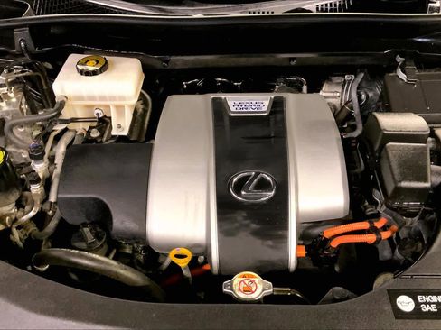 Used 2020 Lexus RX 450h AWD w/ Premium Package image 33