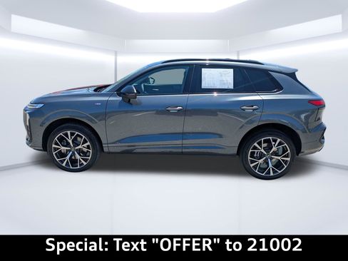 Certified 2026 Audi Q3 quattro 2.0T w/ 20" Wheel Package AWD/4WD image 7
