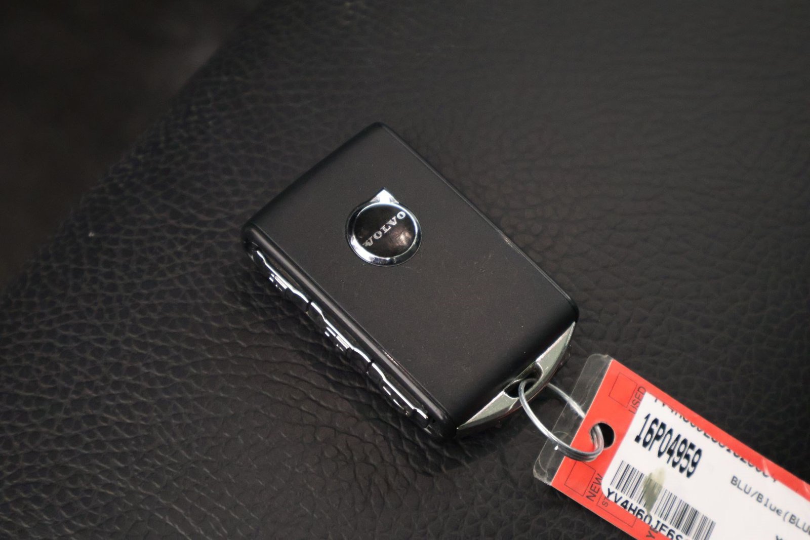 Used 2025 Volvo XC90 T8 Plus AWD/4WD image 33