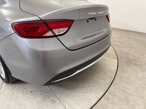 Used 2017 Chrysler 200 Limited Platinum FWD image 22