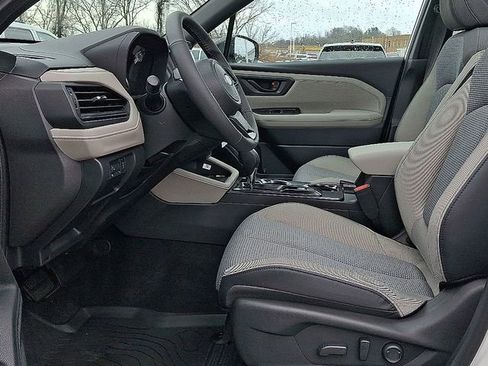 New 2026 Subaru Forester Premium image 16