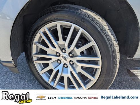 Used 2024 Ford Expedition Limited image 34