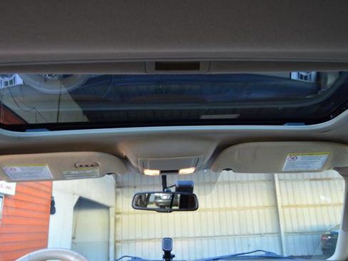 Used 2012 Ford Expedition EL XLT image 29