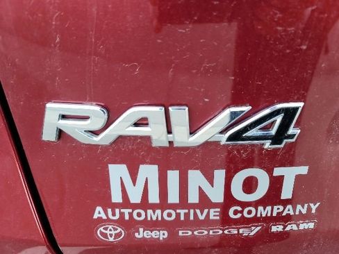 Used 2024 Toyota RAV4 XLE Premium w/ Weather Package AWD/4WD image 15