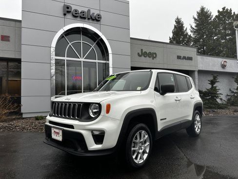 Used 2023 Jeep Renegade Latitude image 1