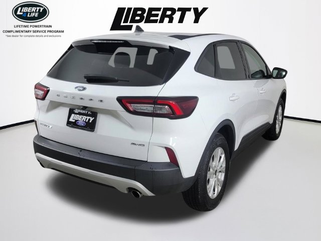 Used 2025 Ford Escape Active AWD/4WD image 3
