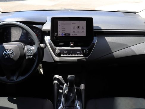 Used 2024 Toyota Corolla LE FWD image 32