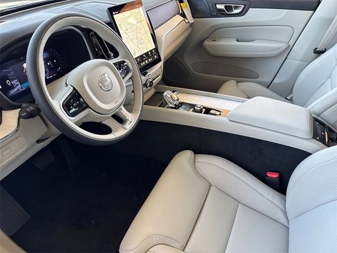 New 2026 Volvo XC60 B5 Ultra w/ Protection Package Premier image 9