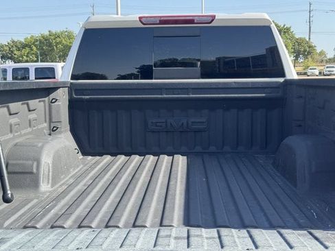 Used 2021 GMC Sierra 1500 SLT AWD/4WD image 35