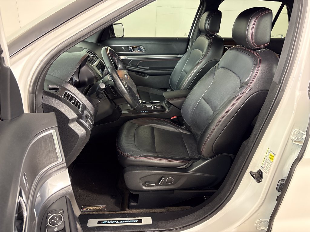 Used 2017 Ford Explorer Sport AWD/4WD image 12
