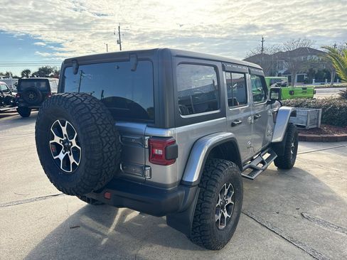 Used 2021 Jeep Wrangler Unlimited Rubicon AWD/4WD image 6