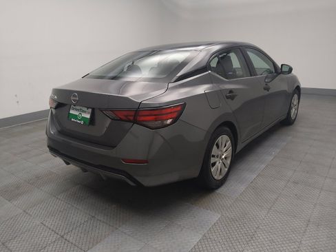 Used 2024 Nissan Sentra S FWD image 9