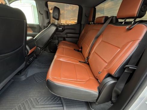 Used 2022 Chevrolet Silverado 1500 LT AWD/4WD image 28