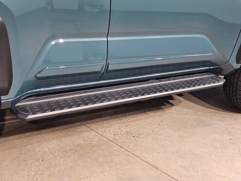 Certified 2025 Toyota 4Runner TRD Off-Road AWD/4WD image 37
