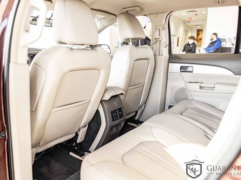 Used 2012 Lincoln MKX FWD image 32