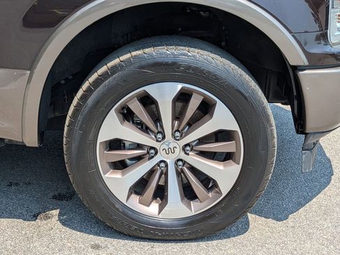 Used 2018 Ford F150 King Ranch w/ Equipment Group 601A Luxury AWD/4WD image 12