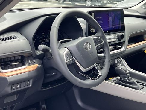 New 2026 Toyota Grand Highlander AWD image 11