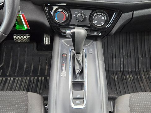 Used 2021 Honda HR-V Sport image 19