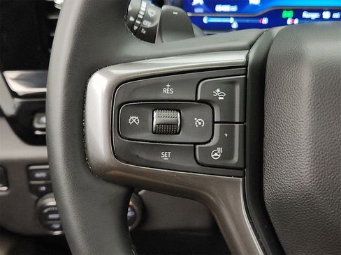 Used 2023 Chevrolet Silverado 1500 ZR2 w/ Technology Package image 30