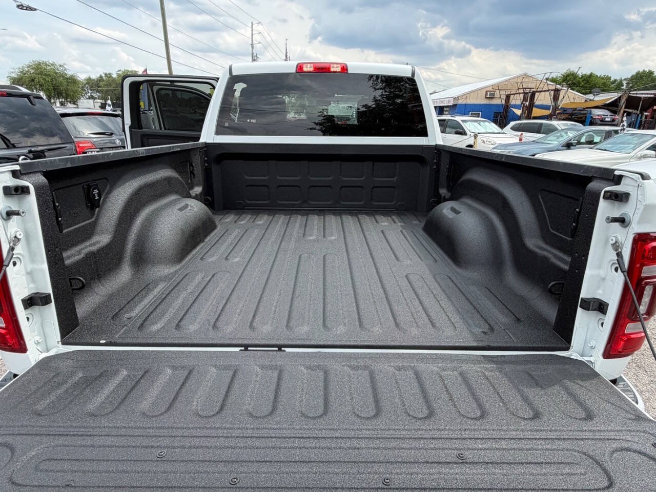 Used 2024 RAM 2500 Tradesman w/ Protection Group AWD/4WD image 19