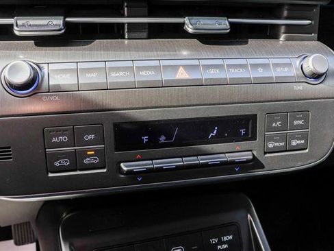 Certified 2024 Hyundai Kona Limited image 20